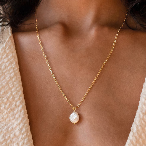 Baroque Pearl Pendant Necklace