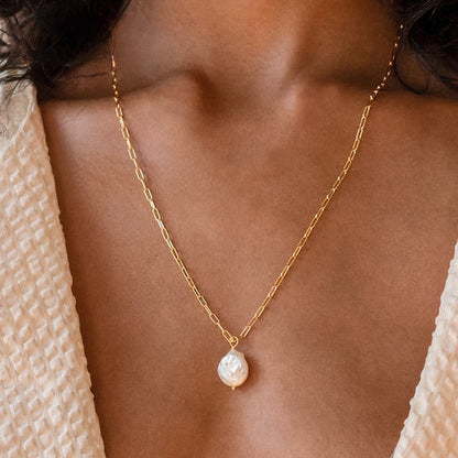 Baroque Pearl Pendant Necklace