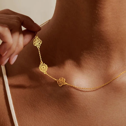 Custom Sideway Birth Flower Necklace