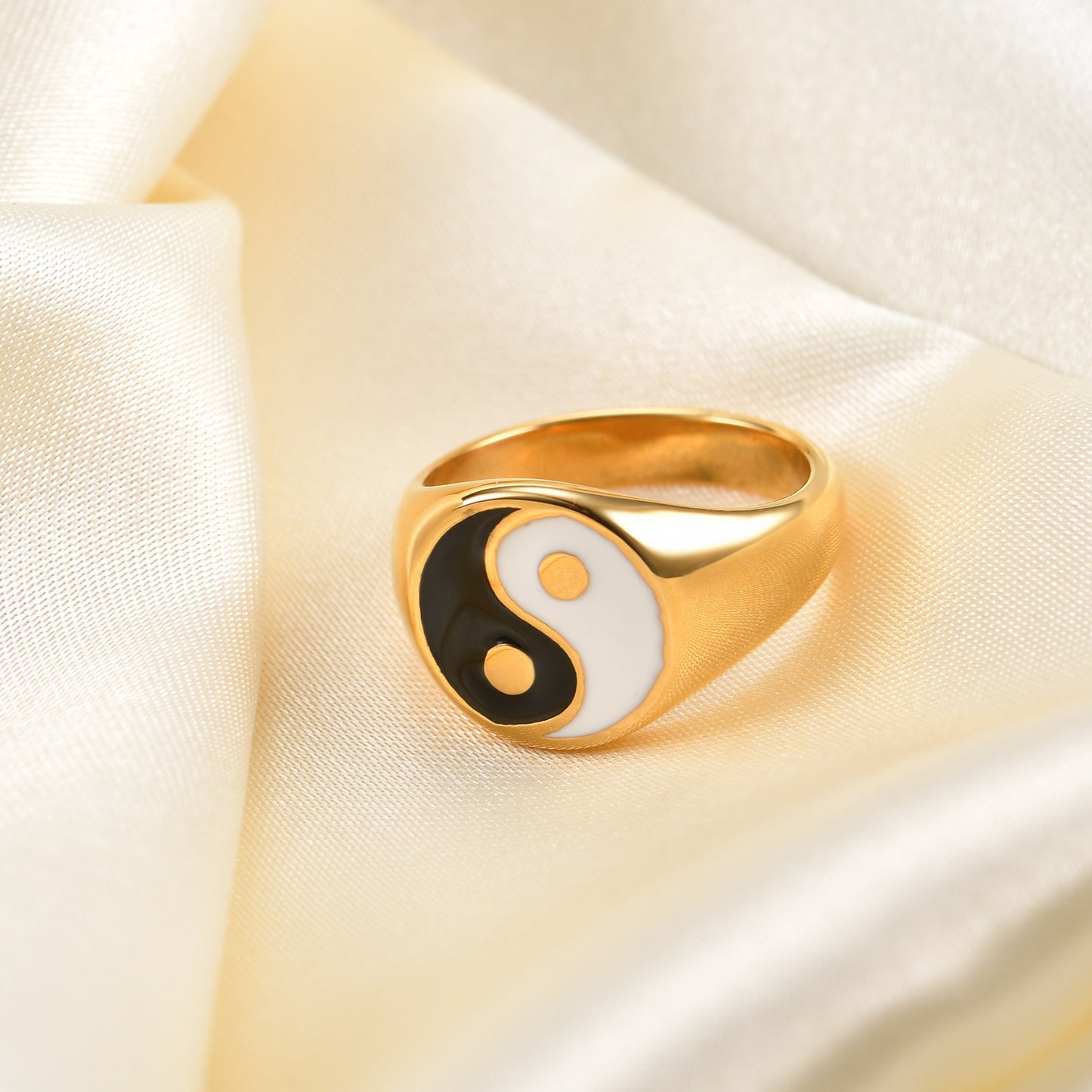 Unisex Yin Yang Enamel Ring