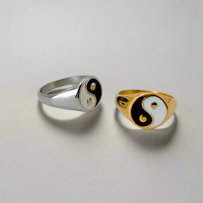 Unisex Yin Yang Enamel Ring