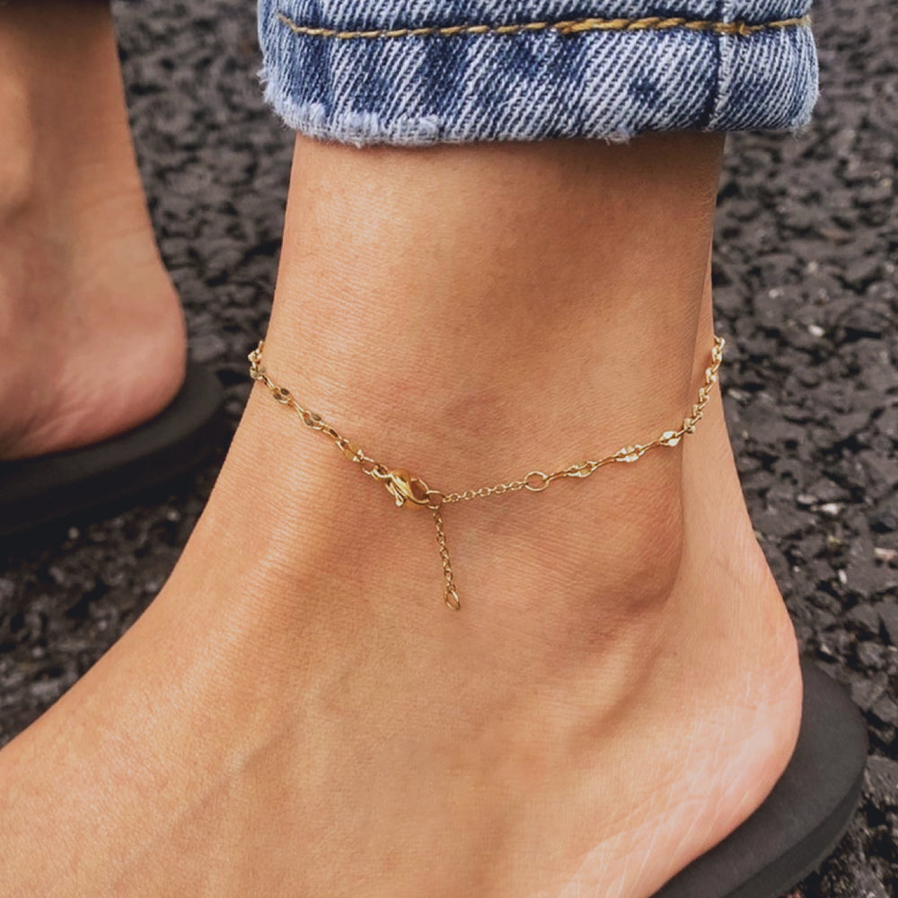 Delicate lace chain anklet