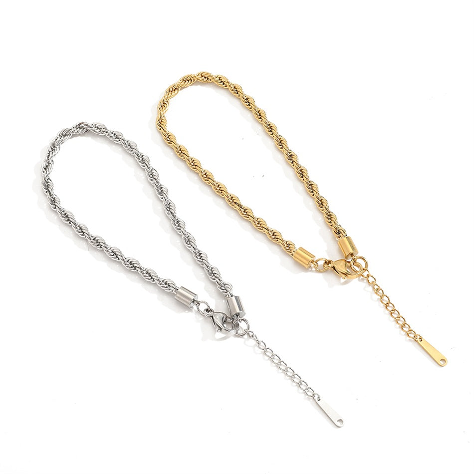 Twisted chain anklet