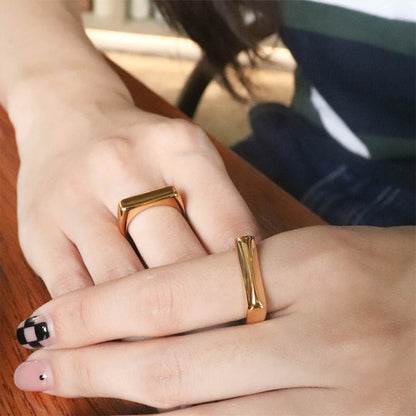 Bella Bar Ring