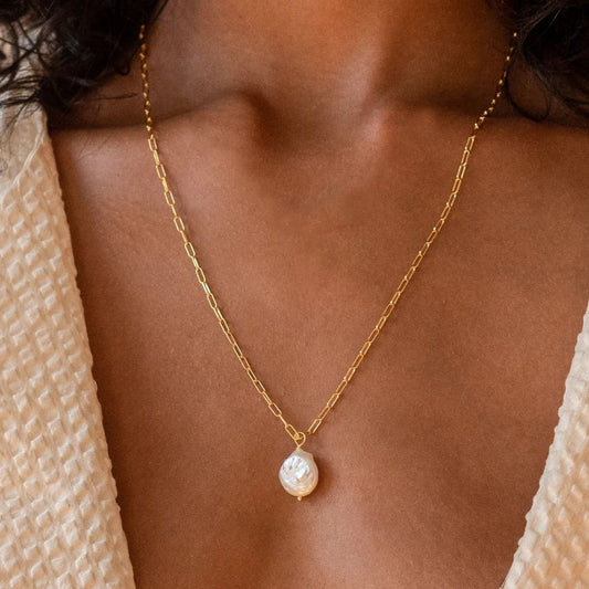 Baroque Pearl Pendant Necklace
